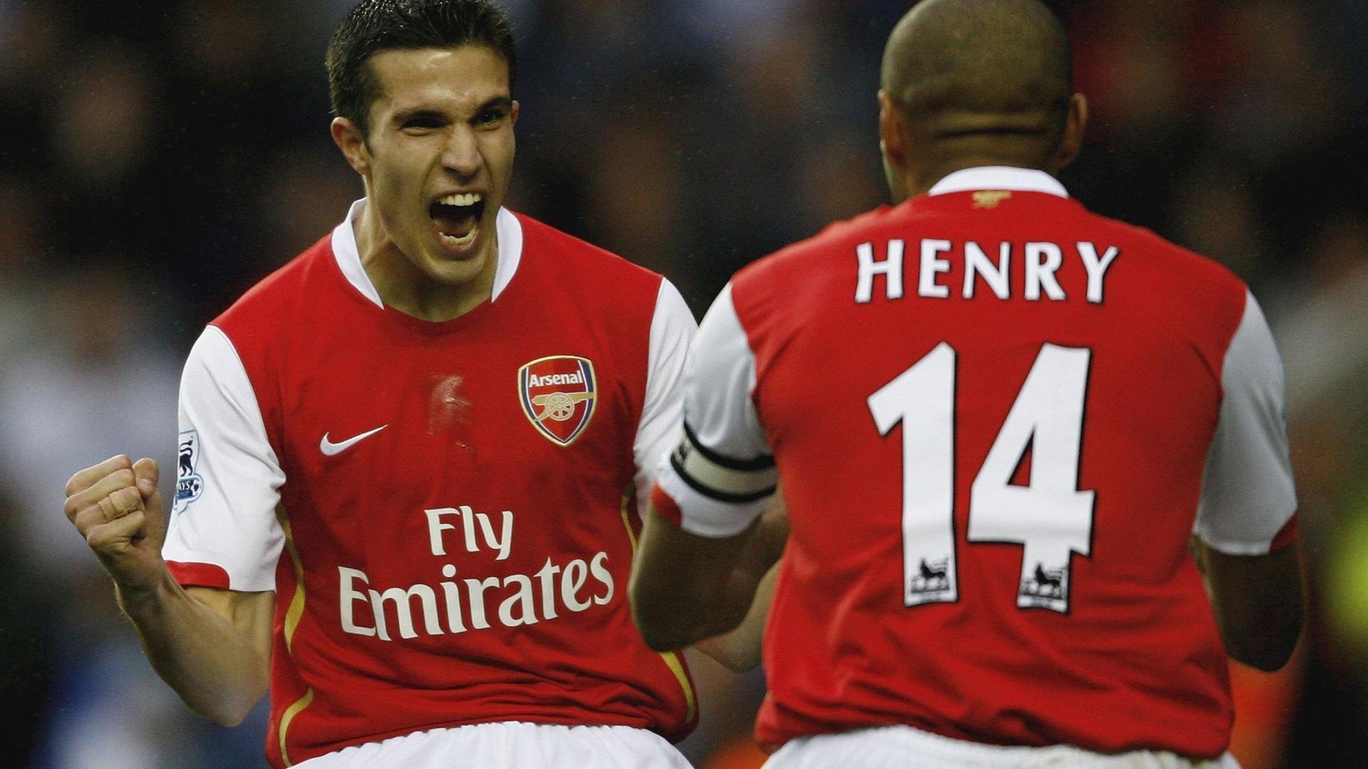 赛道与球场的双重奏鸣，当F1引擎轰鸣遇见杰伦·格林的统治之夜