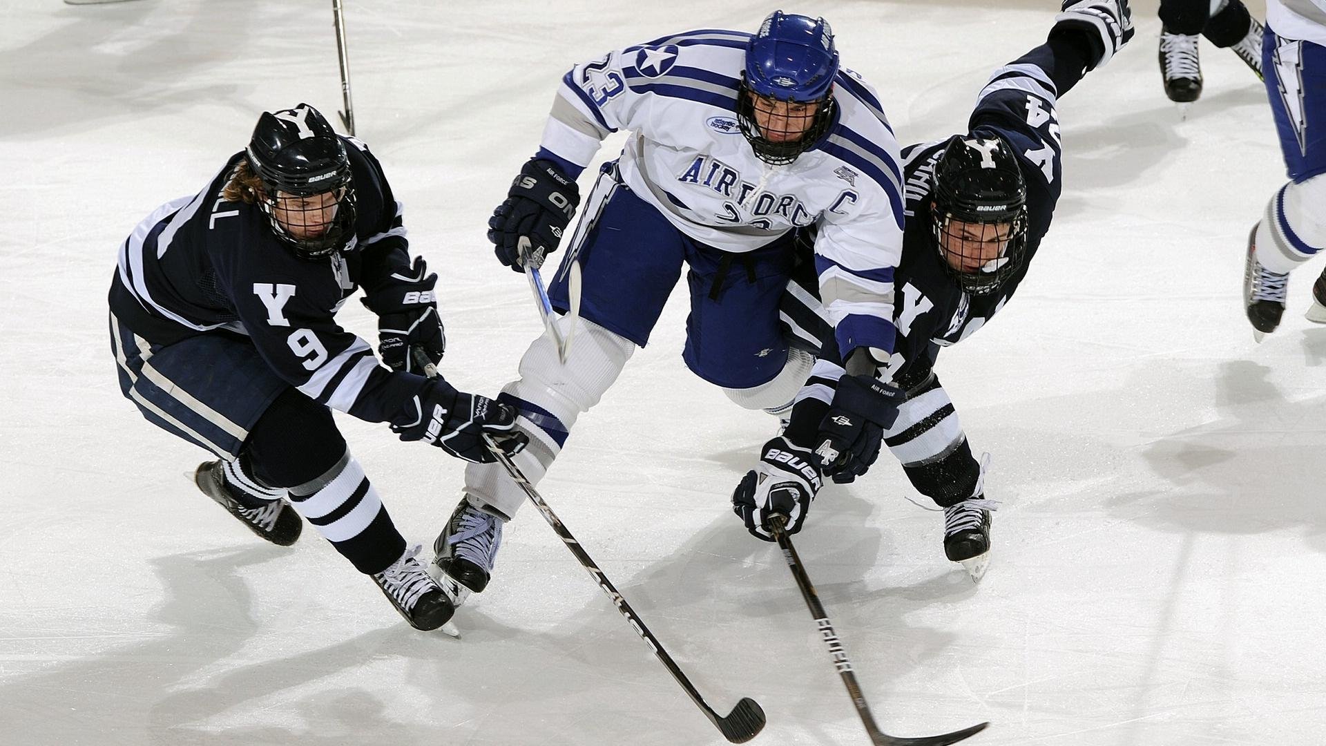 当神迹降临绿茵场，伊布欧冠封神夜与曼城终结者的隐喻